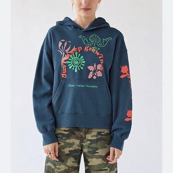 Urban Outfitters Tops - Urban Outfitters Just Keep Growing Flower Market Hoodie Blue Medium Boho Indie